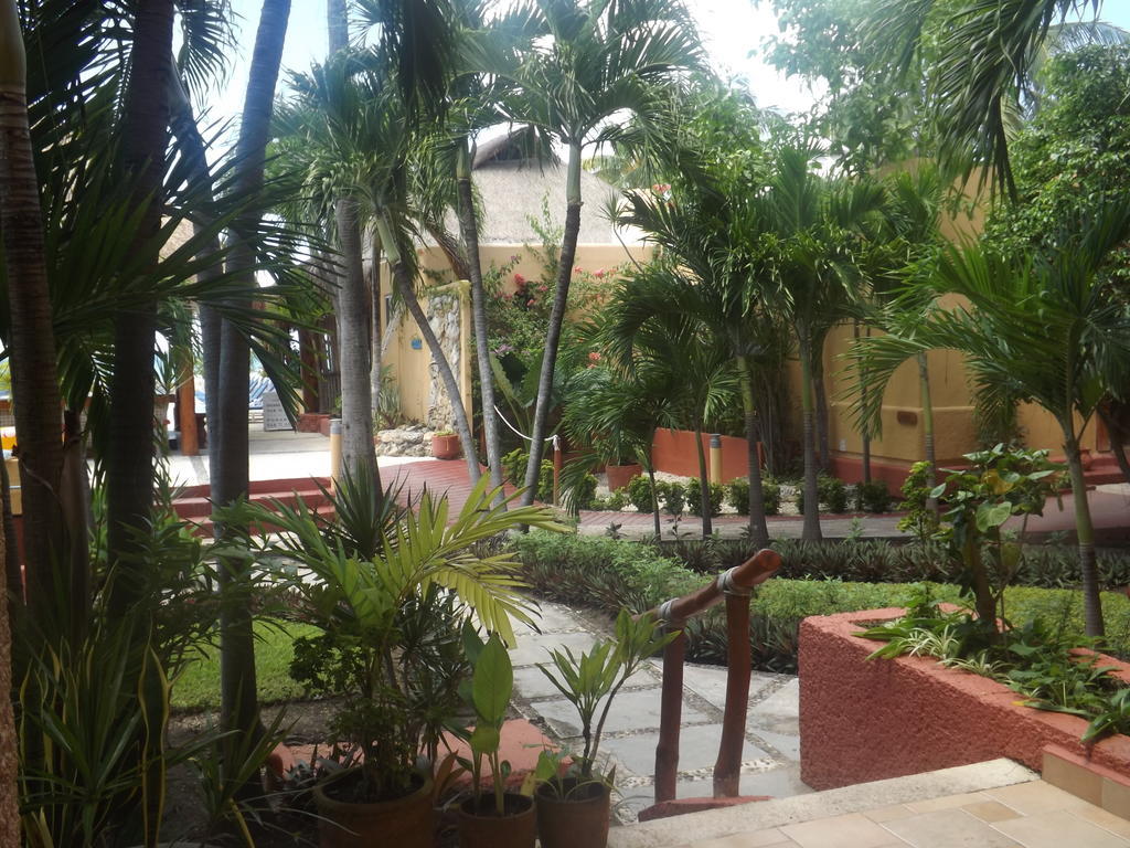 Nautibeach Beach Front Condos In North Beach Isla Mujeres Exterior foto