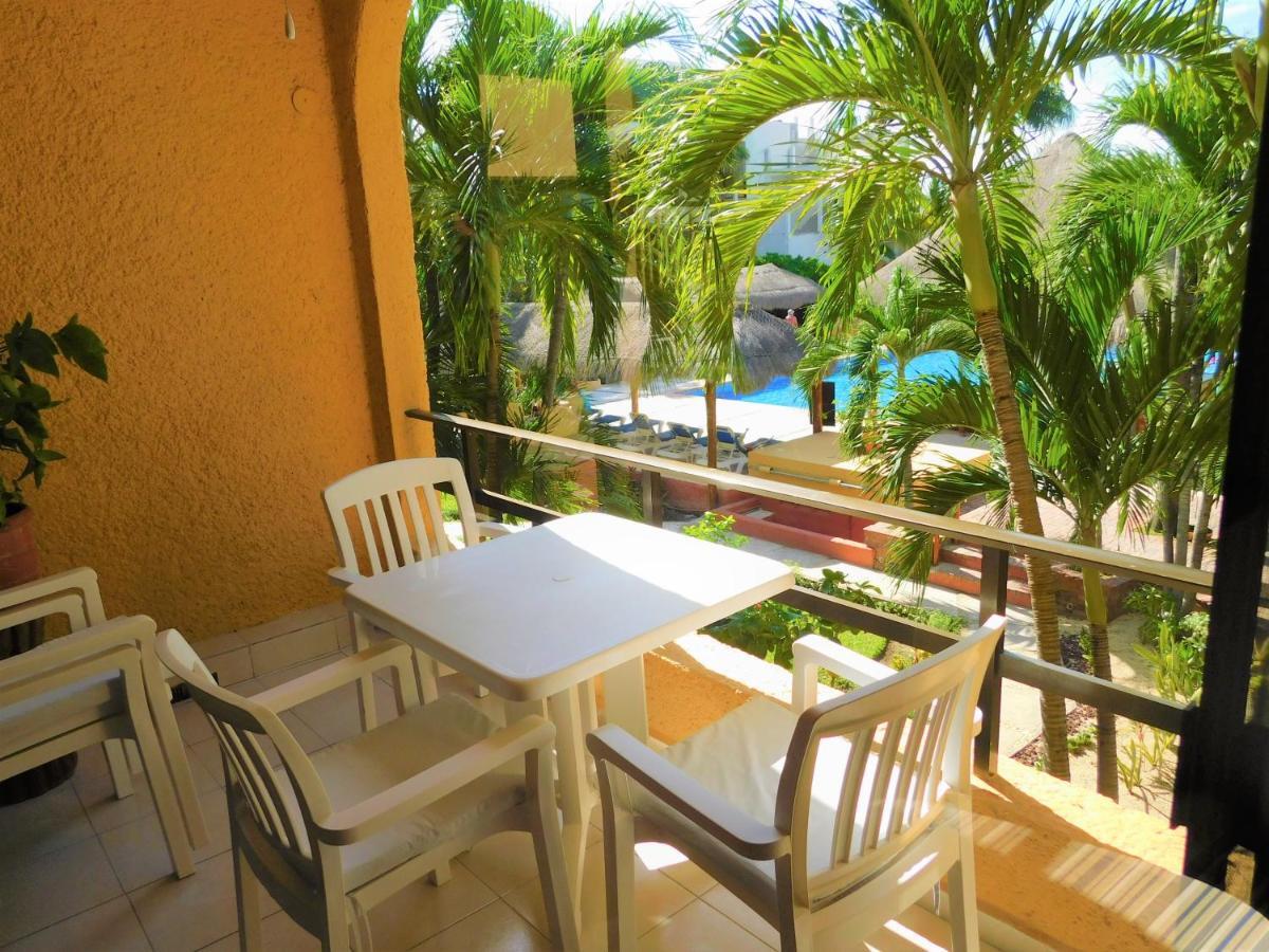 Nautibeach Beach Front Condos In North Beach Isla Mujeres Exterior foto